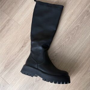 BRAND NEW - Steve Madden Black Over the Knee Boots